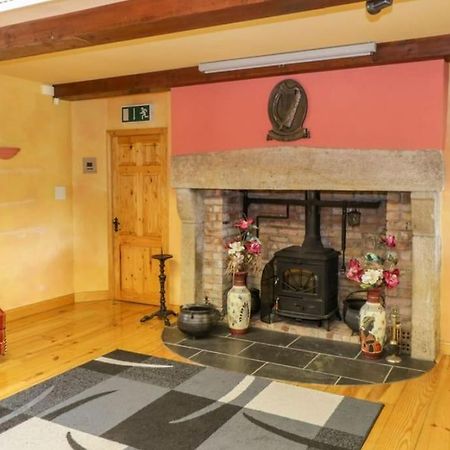 An Maide Ban, Cootehill Villa Bagian luar foto